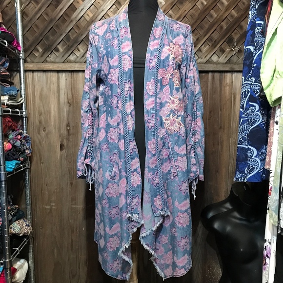 🦋 Standard Grace Cardigan - Picture 1 of 15
